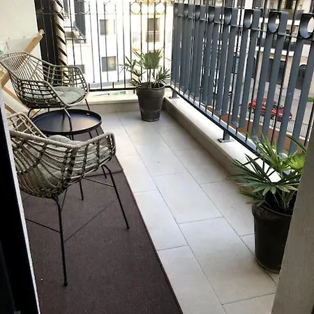 Bel-air Luxury & Rooftop Pool Apartment *