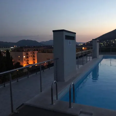 Bel-air Luxury & Rooftop Pool Apartment Trebinje